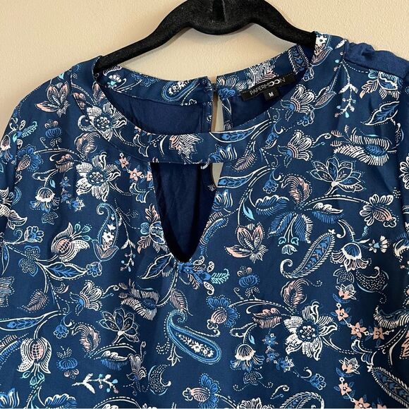 ✨ Papermoon Women’s Blue Floral Top Medium - Picture 2 of 10